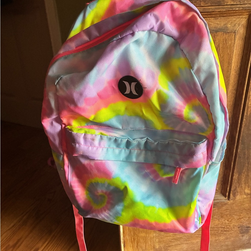 NWOT Hurley Renegade Aerial Tie-Dye Backpack PLUS FREE GIFT!! πβ€οΈππ«Άπ½βπΌ - Picture 5 of 8